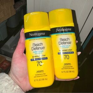 Neutrogena beach defense set of 2